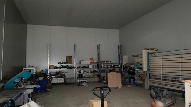 Ma-Cabane - Vente Local commercial Courcome, 1500 m²