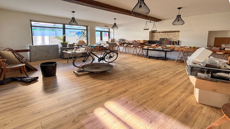 Ma-Cabane - Vente Local commercial COURCON, 200 m²