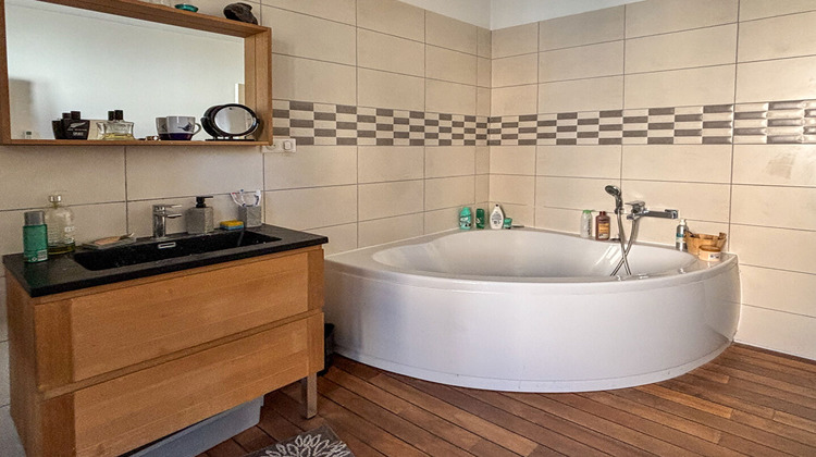 Ma-Cabane - Vente Local commercial COURCON, 200 m²