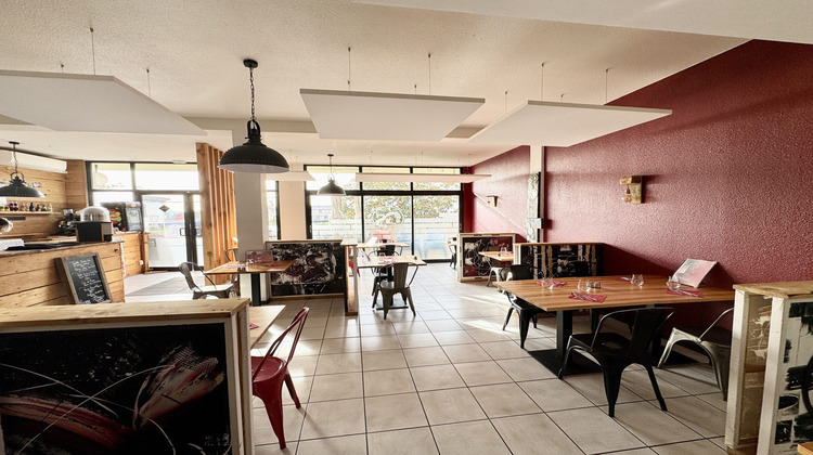 Ma-Cabane - Vente Local commercial Cournon-d'Auvergne, 88 m²