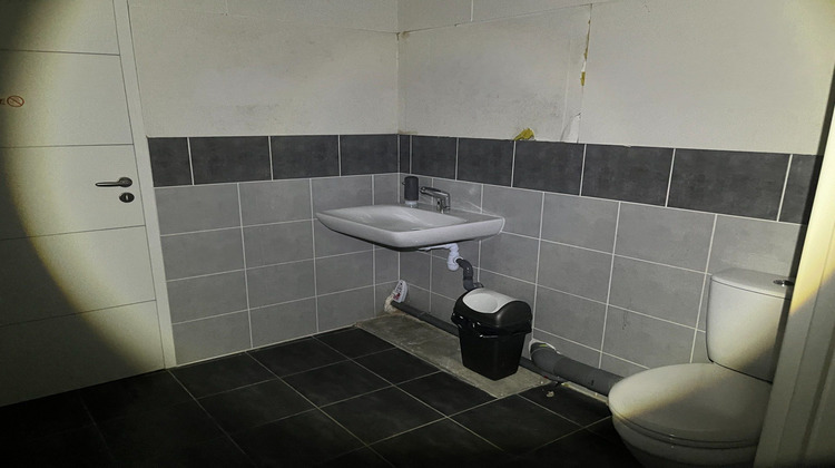 Ma-Cabane - Vente Local commercial Cours-la-Ville, 340 m²