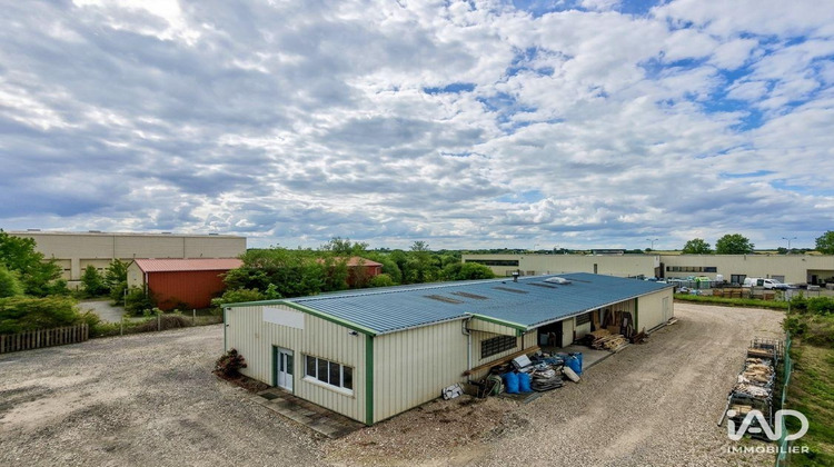 Ma-Cabane - Vente Local commercial Courtenay, 345 m²