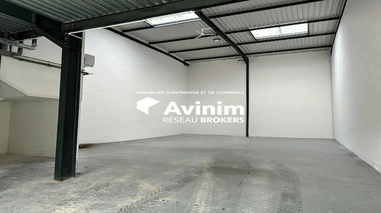 Ma-Cabane - Vente Local commercial Courtry, 179 m²