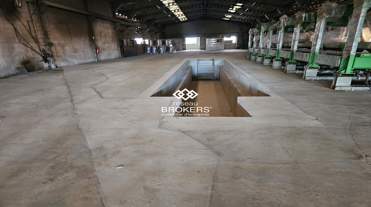 Ma-Cabane - Vente Local commercial Cousance, 7429 m²