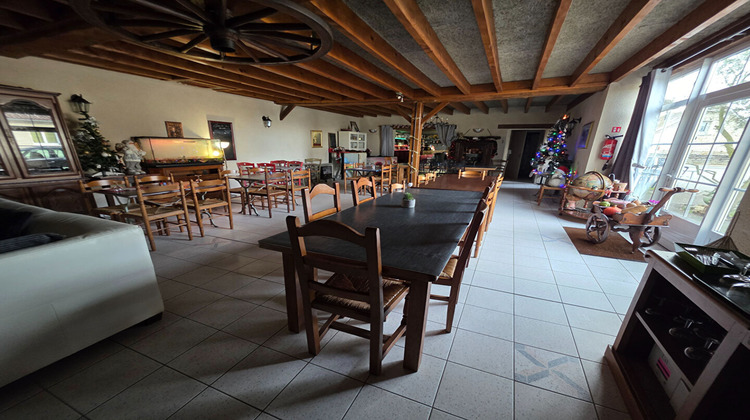 Ma-Cabane - Vente Local commercial COUSSAY-LES-BOIS, 557 m²