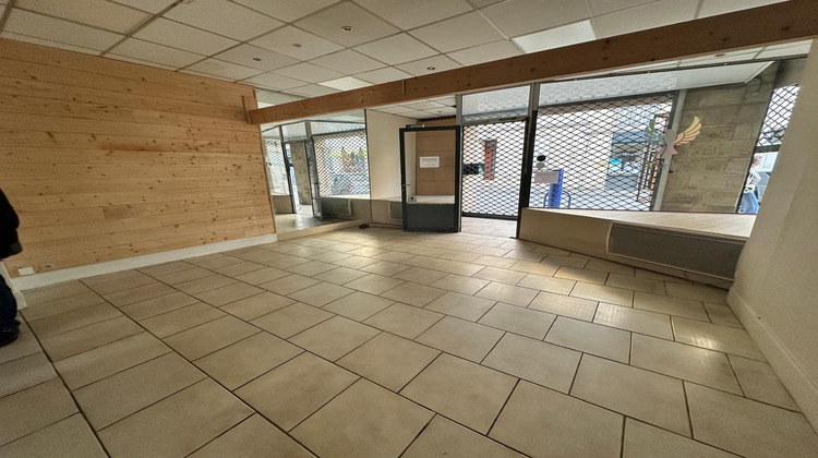 Ma-Cabane - Vente Local commercial Coutras, 85 m²