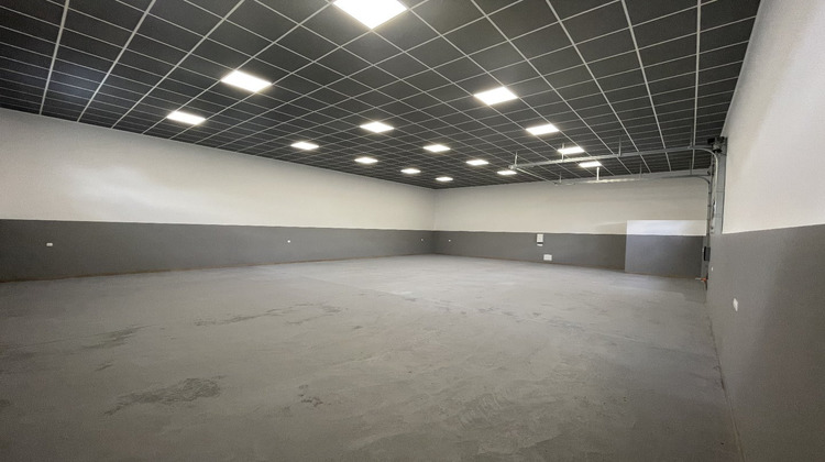 Ma-Cabane - Vente Local commercial COUZEIX, 184 m²