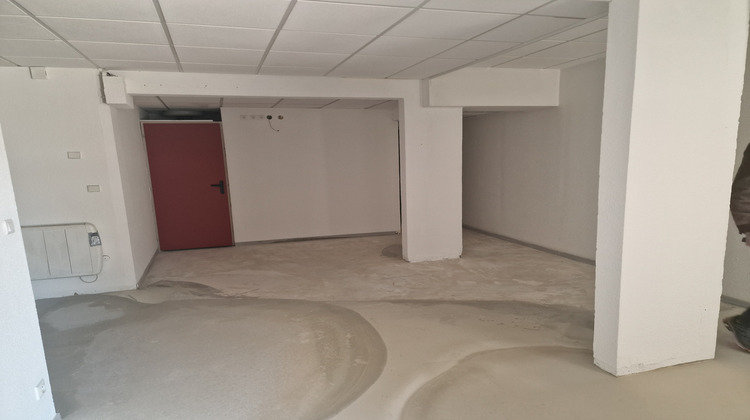 Ma-Cabane - Vente Local commercial Cran-Gevrier, 60 m²