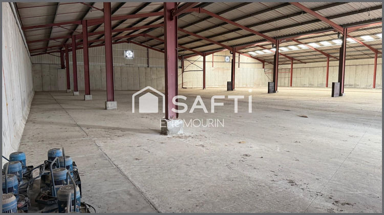 Ma-Cabane - Vente Local commercial Craon, 1950 m²