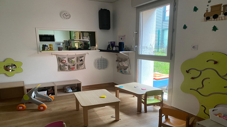 Ma-Cabane - Vente Local commercial CRAPONNE, 110 m²