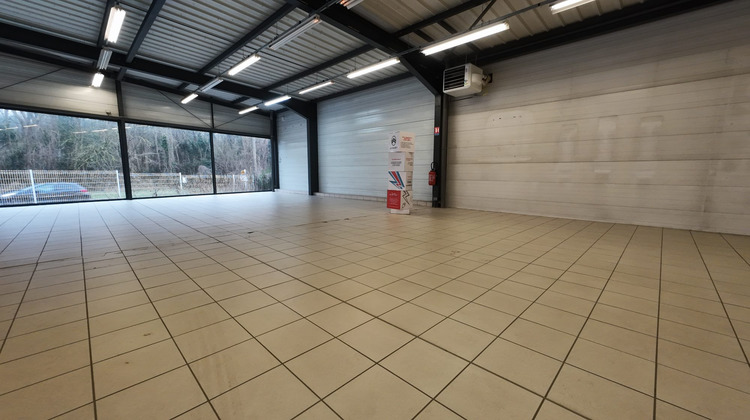 Ma-Cabane - Vente Local commercial Crépy-en-Valois, 1208 m²