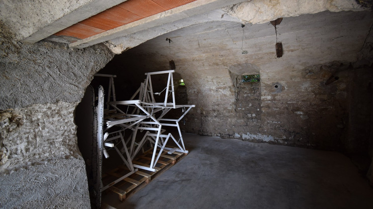 Ma-Cabane - Vente Local commercial CREUZIER LE VIEUX, 75 m²