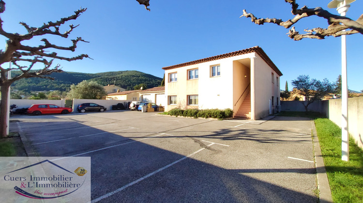 Ma-Cabane - Vente Local commercial Cuers, 214 m²