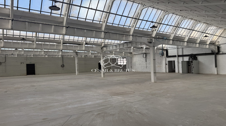 Ma-Cabane - Vente Local commercial Décines-Charpieu, 2300 m²