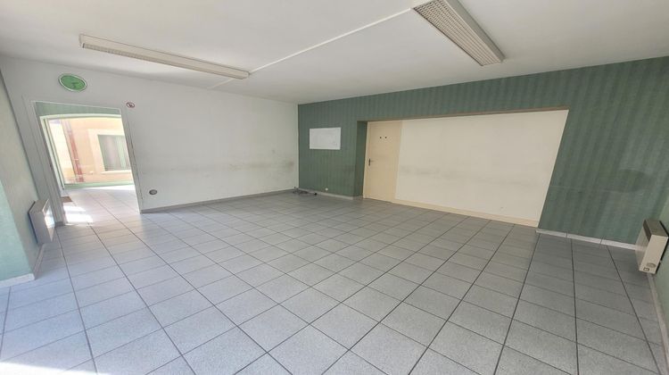 Ma-Cabane - Vente Local commercial Descartes, 40 m²