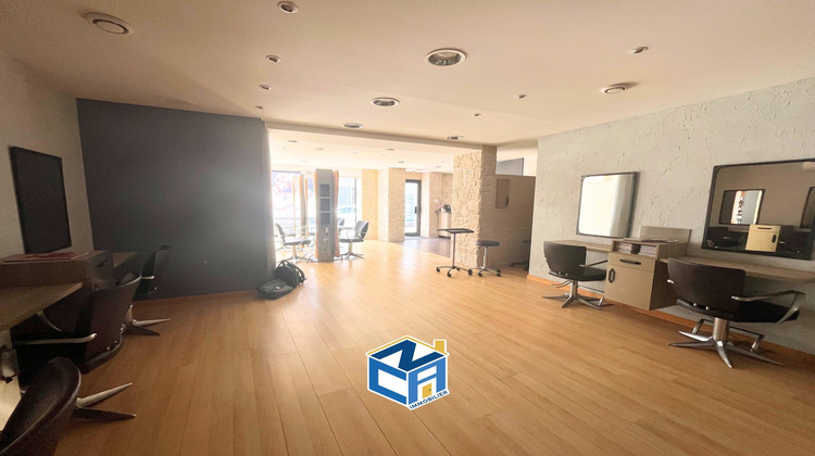 Ma-Cabane - Vente Local commercial Descartes, 100 m²