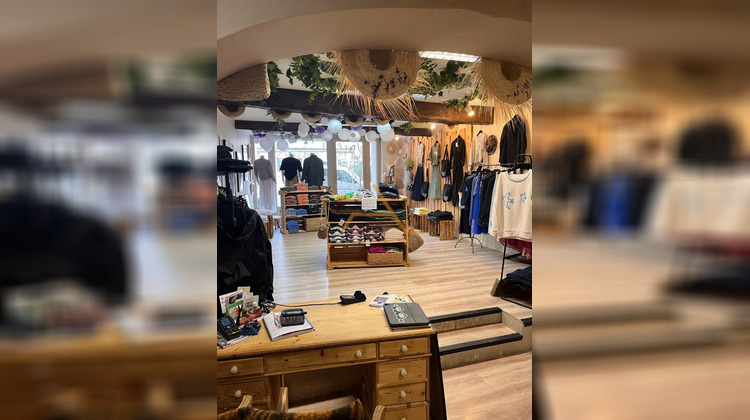 Ma-Cabane - Vente Local commercial DIEULEFIT, 60 m²