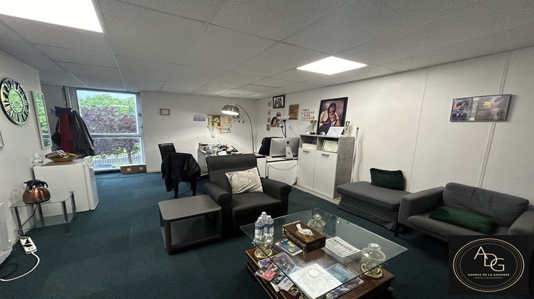 Ma-Cabane - Vente Local commercial Dourdan, 100 m²