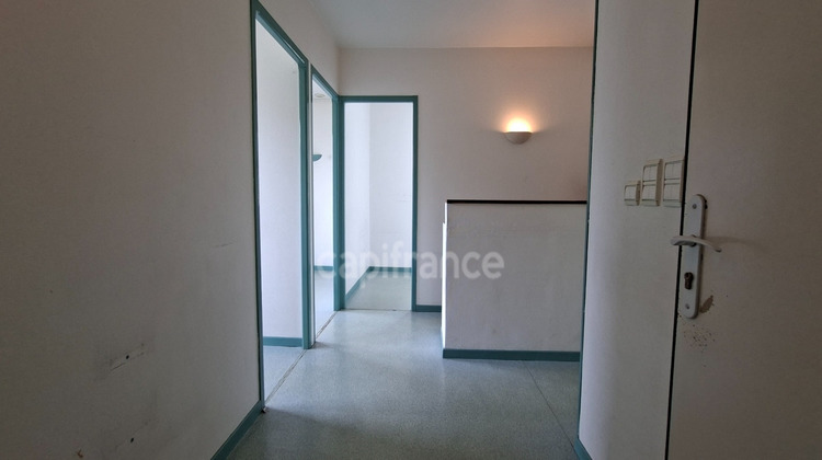 Ma-Cabane - Vente Local commercial DRUMETTAZ CLARAFOND, 52 m²