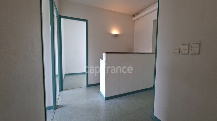 Ma-Cabane - Vente Local commercial DRUMETTAZ CLARAFOND, 52 m²