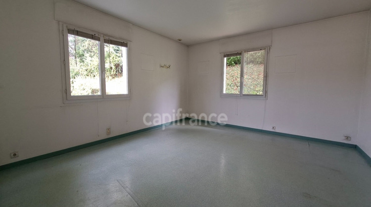 Ma-Cabane - Vente Local commercial DRUMETTAZ CLARAFOND, 52 m²