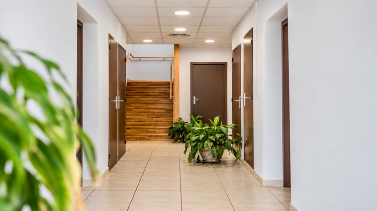 Ma-Cabane - Vente Local commercial EGUILLES, 83 m²