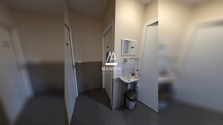 Ma-Cabane - Vente Local commercial Eysines, 300 m²