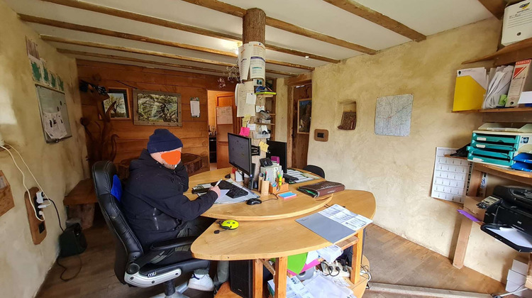 Ma-Cabane - Vente Local commercial Favars, 110 m²