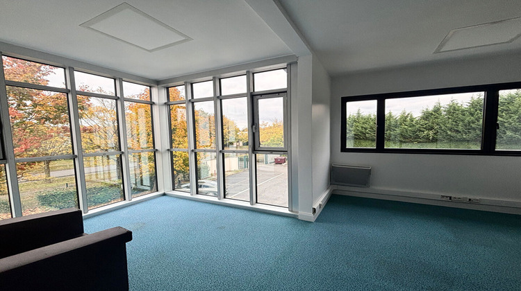 Ma-Cabane - Vente Local commercial FERRIERES-EN-BRIE, 442 m²