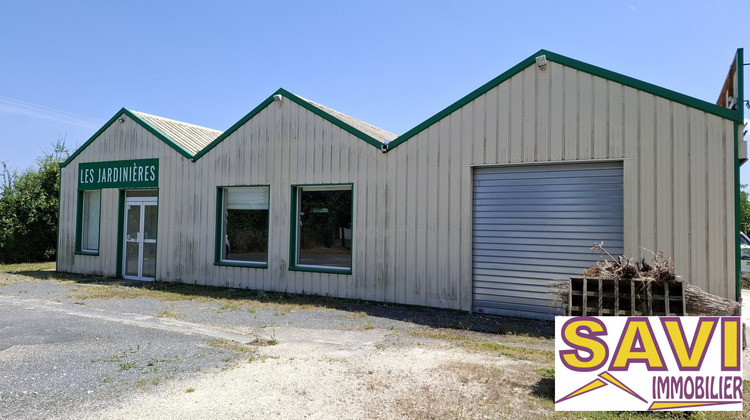 Ma-Cabane - Vente Local commercial Ferrières-en-Gâtinais, 200 m²