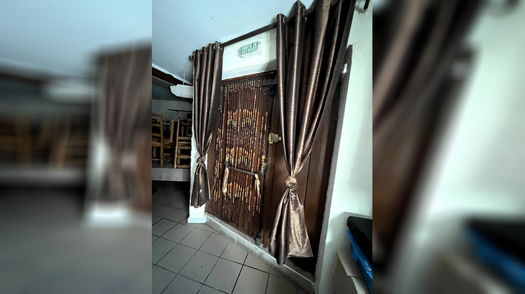 Ma-Cabane - Vente Local commercial Fessenheim, 230 m²