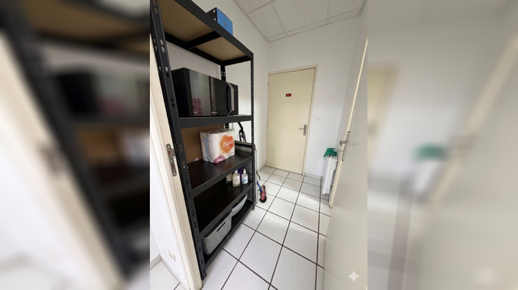 Ma-Cabane - Vente Local commercial FLEURY-LES-AUBRAIS, 55 m²
