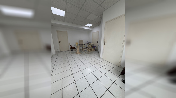 Ma-Cabane - Vente Local commercial FLEURY-LES-AUBRAIS, 55 m²