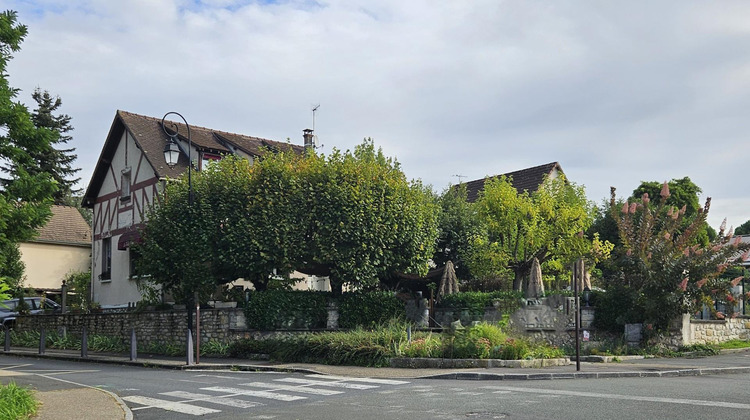 Ma-Cabane - Vente Local commercial Fontainebleau, 126 m²