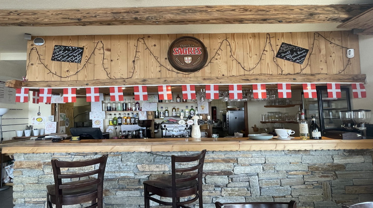 Ma-Cabane - Vente Local commercial Fontcouverte-la-Toussuire, 92 m²