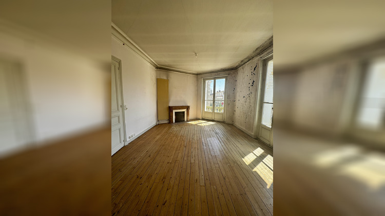 Ma-Cabane - Vente Local commercial Fontenay-le-Comte, 538 m²