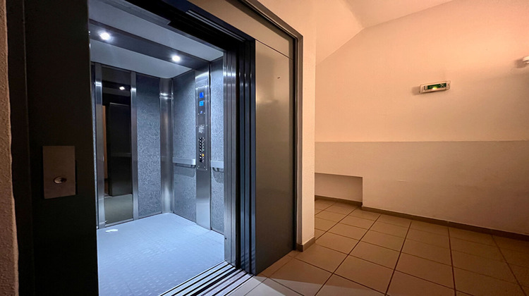 Ma-Cabane - Vente Local commercial FORBACH, 128 m²