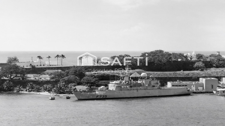 Ma-Cabane - Vente Local commercial Fort-de-France, 2400 m²