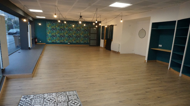 Ma-Cabane - Vente Local commercial FOUGERES, 116 m²