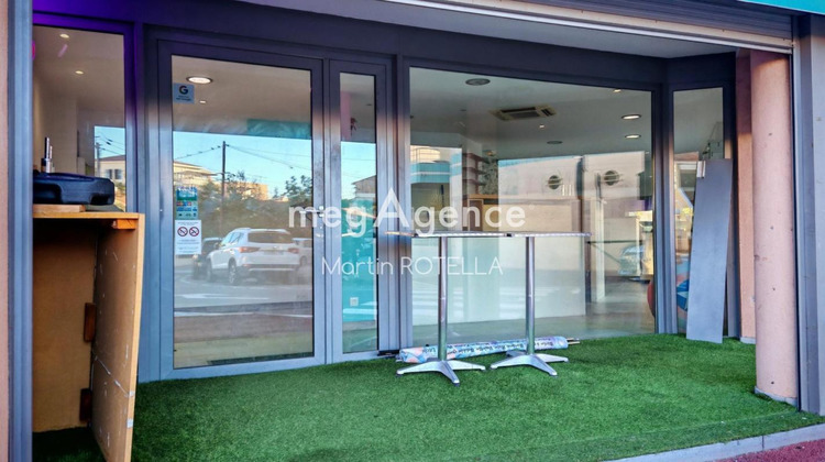 Ma-Cabane - Vente Local commercial FREJUS, 53 m²