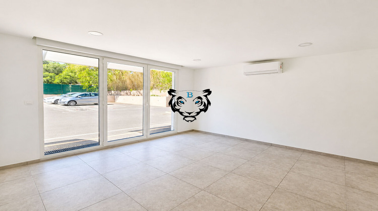 Ma-Cabane - Vente Local commercial FREJUS, 79 m²