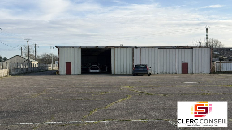 Ma-Cabane - Vente Local commercial Gaillon, 700 m²
