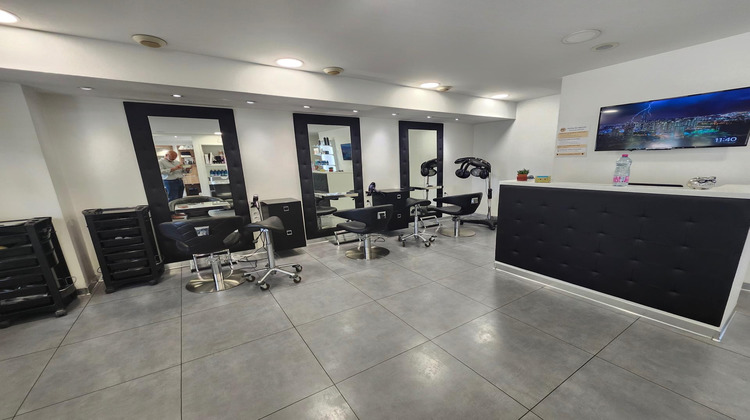 Ma-Cabane - Vente Local commercial Gattieres, 50 m²