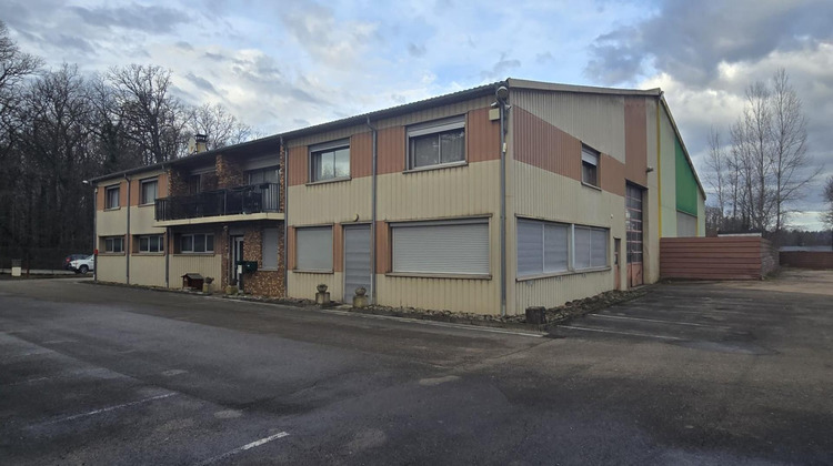 Ma-Cabane - Vente Local commercial Geneuille, 900 m²