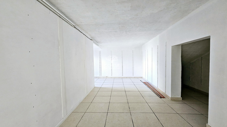 Ma-Cabane - Vente Local commercial Ghisonaccia, 121 m²