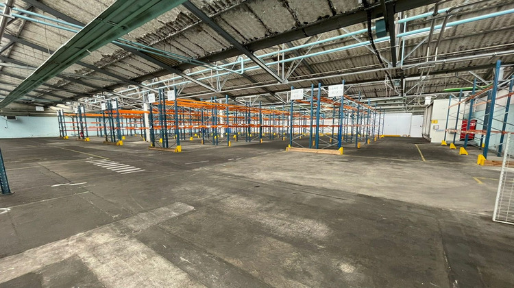 Ma-Cabane - Vente Local commercial Gien, 9000 m²