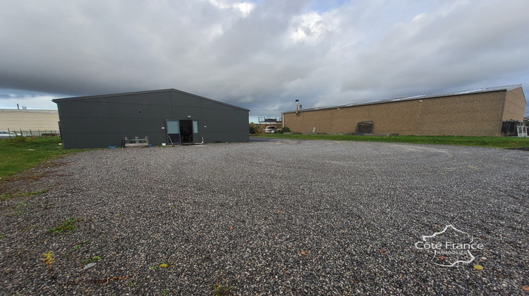 Ma-Cabane - Vente Local commercial Givet, 208 m²