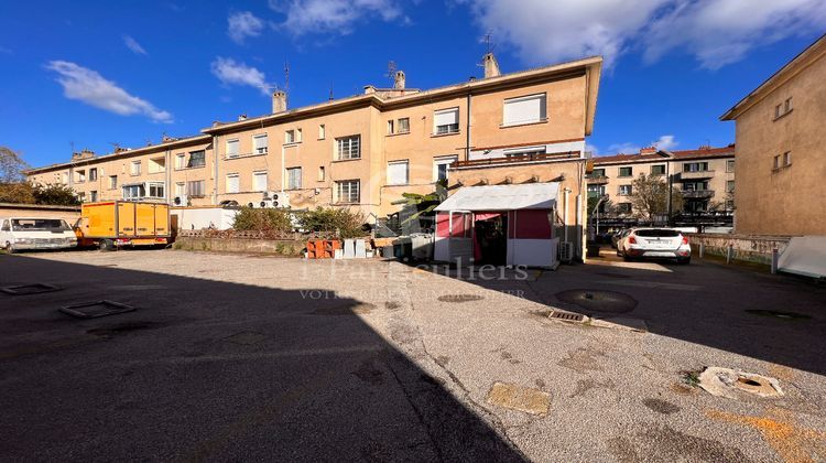 Ma-Cabane - Vente Local commercial Givors, 307 m²