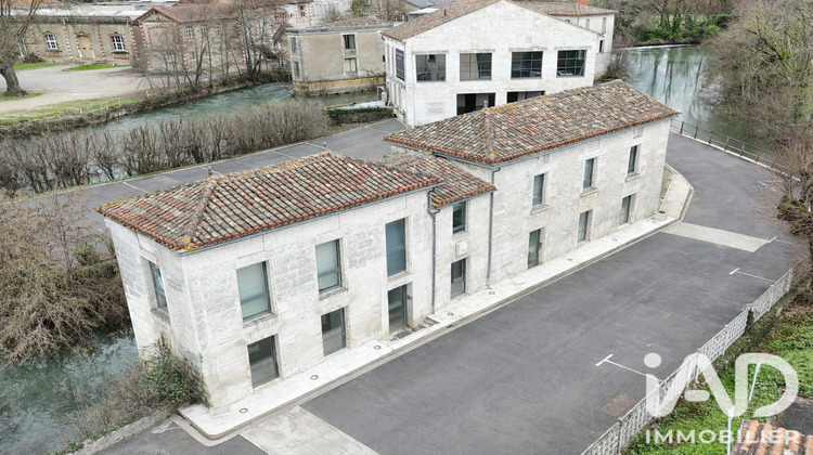 Ma-Cabane - Vente Local commercial Gond-Pontouvre, 200 m²