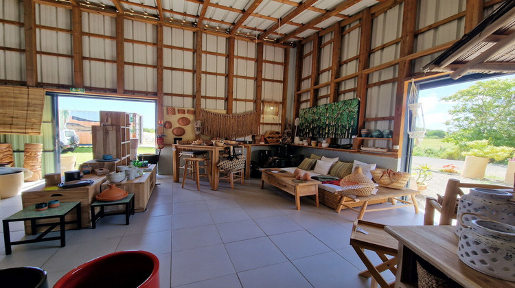 Ma-Cabane - Vente Local commercial GRAND-BOURG, 160 m²